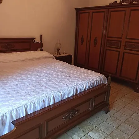Casa Sias Santu Lussurgiu